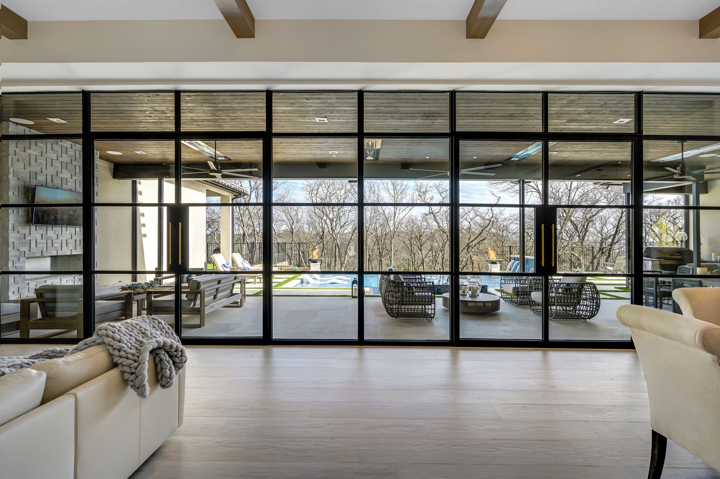 Living room steel window wall, daylight