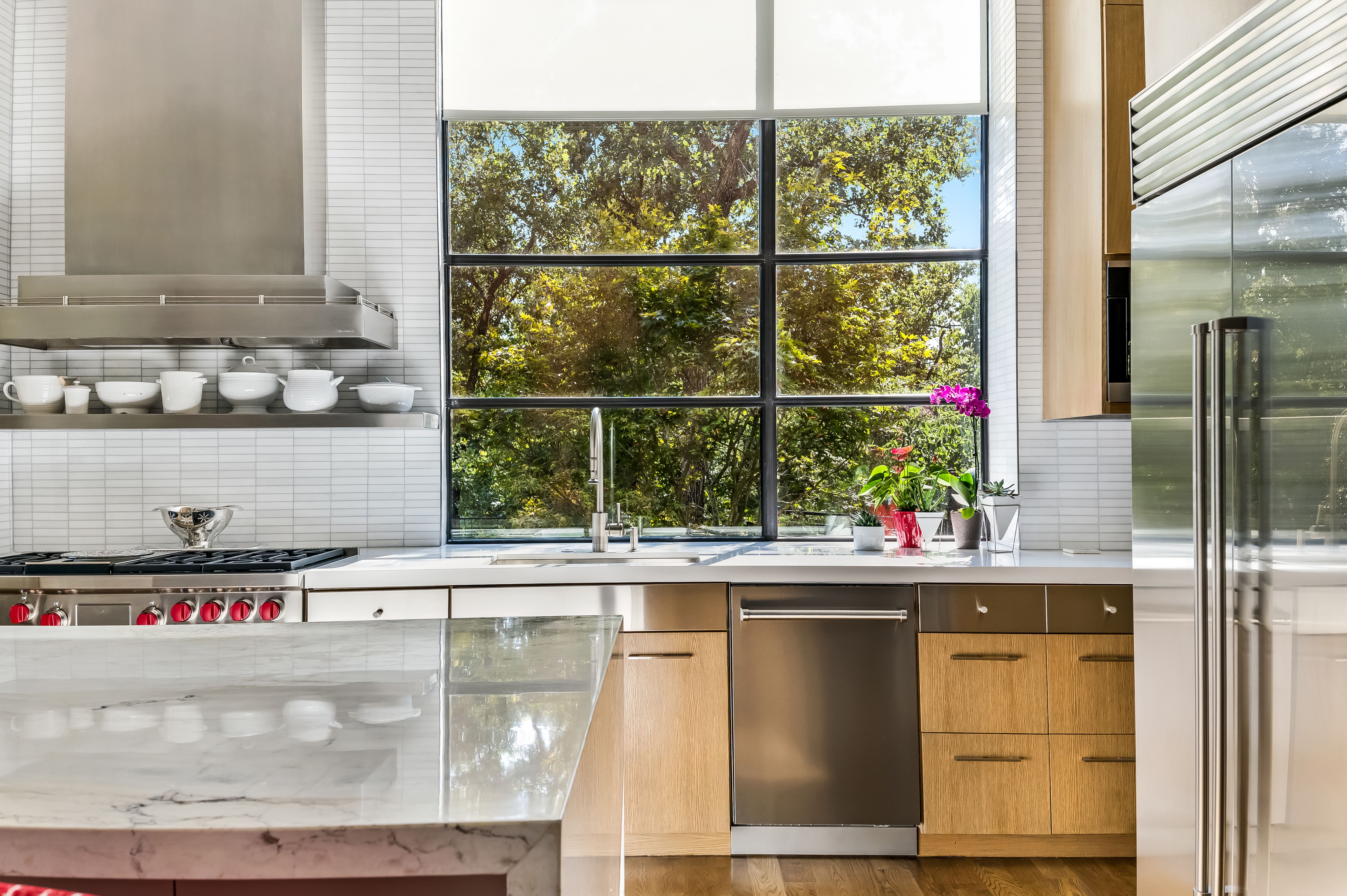 Kitchen steel window wall