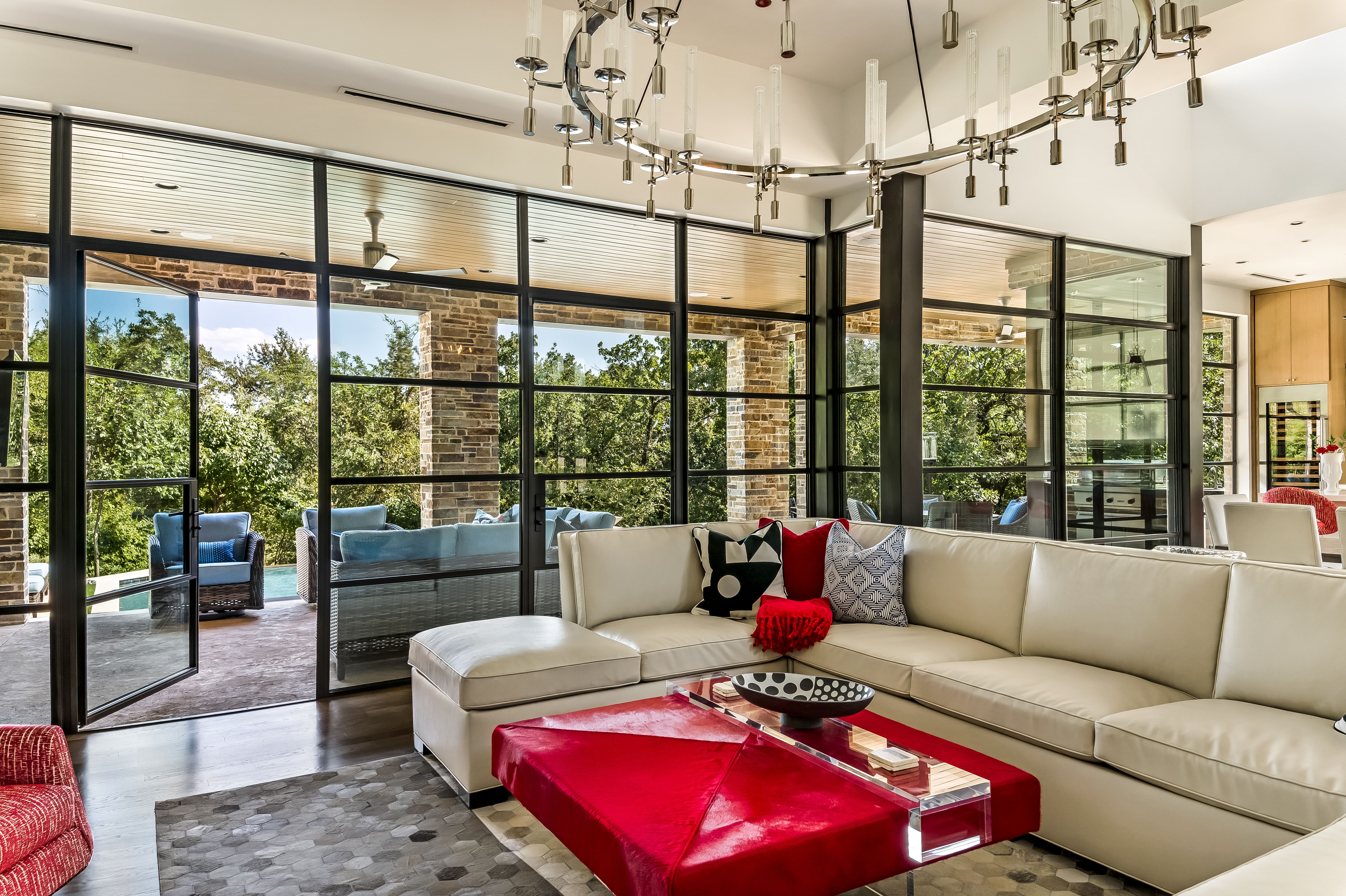 Living room steel window wall