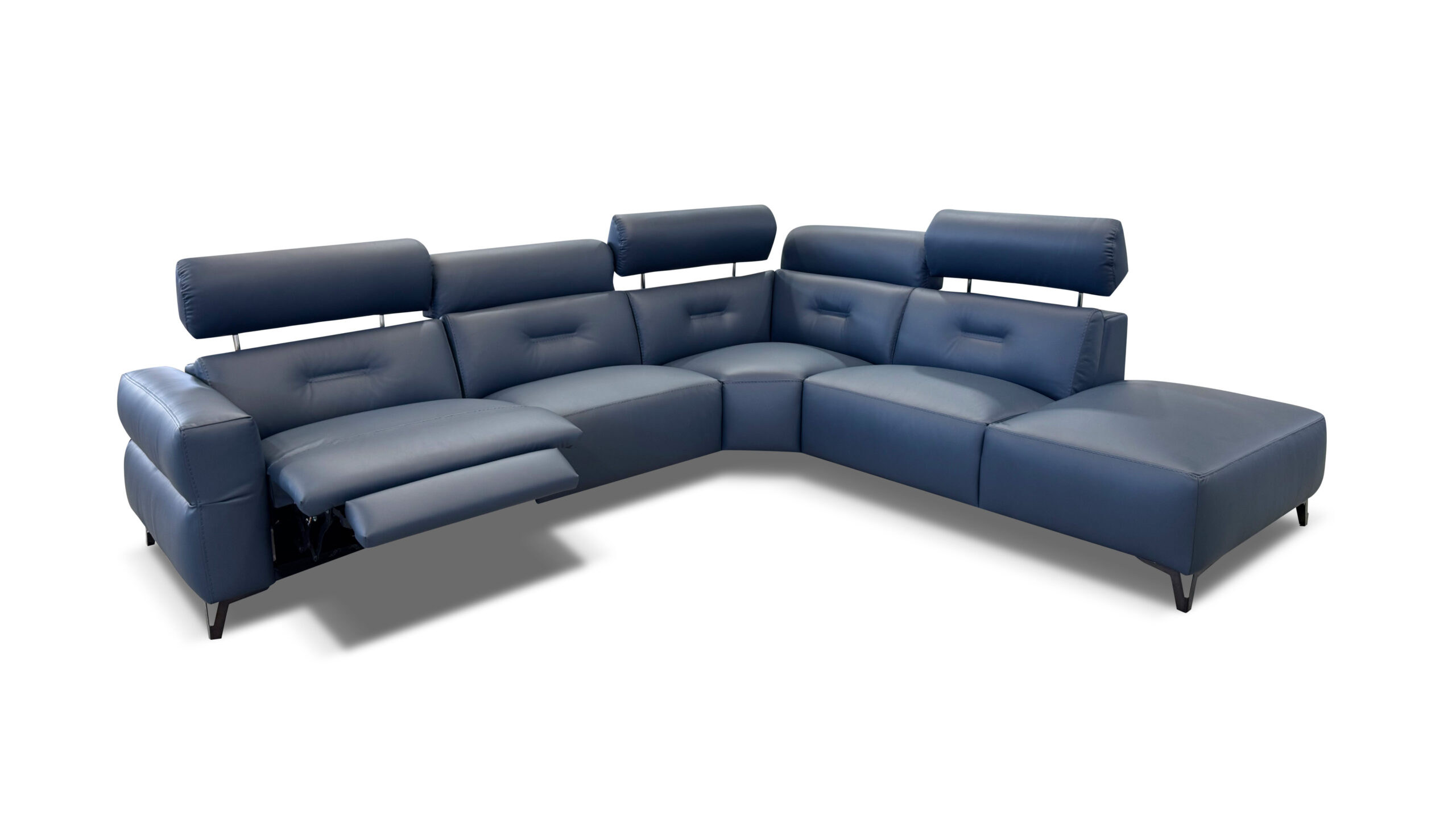 Bracci Casual Sectional image 4