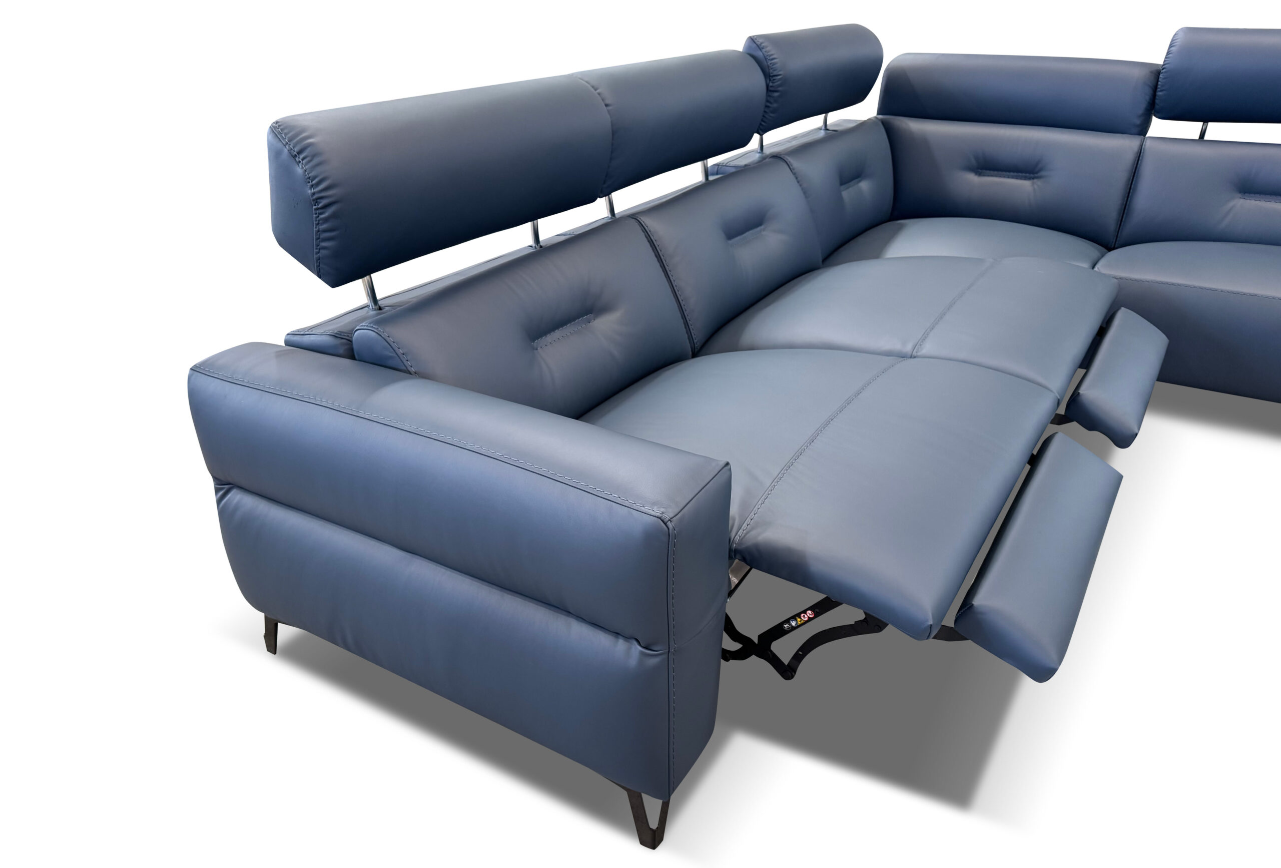 Bracci Casual Sectional image 8