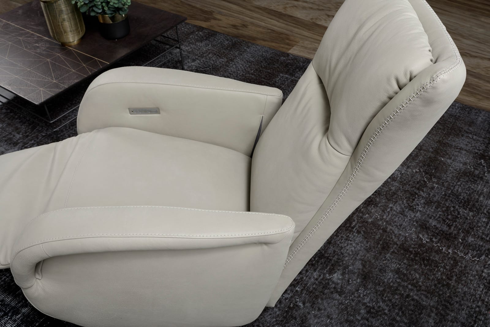 Bracci Davinci Recliner image 3