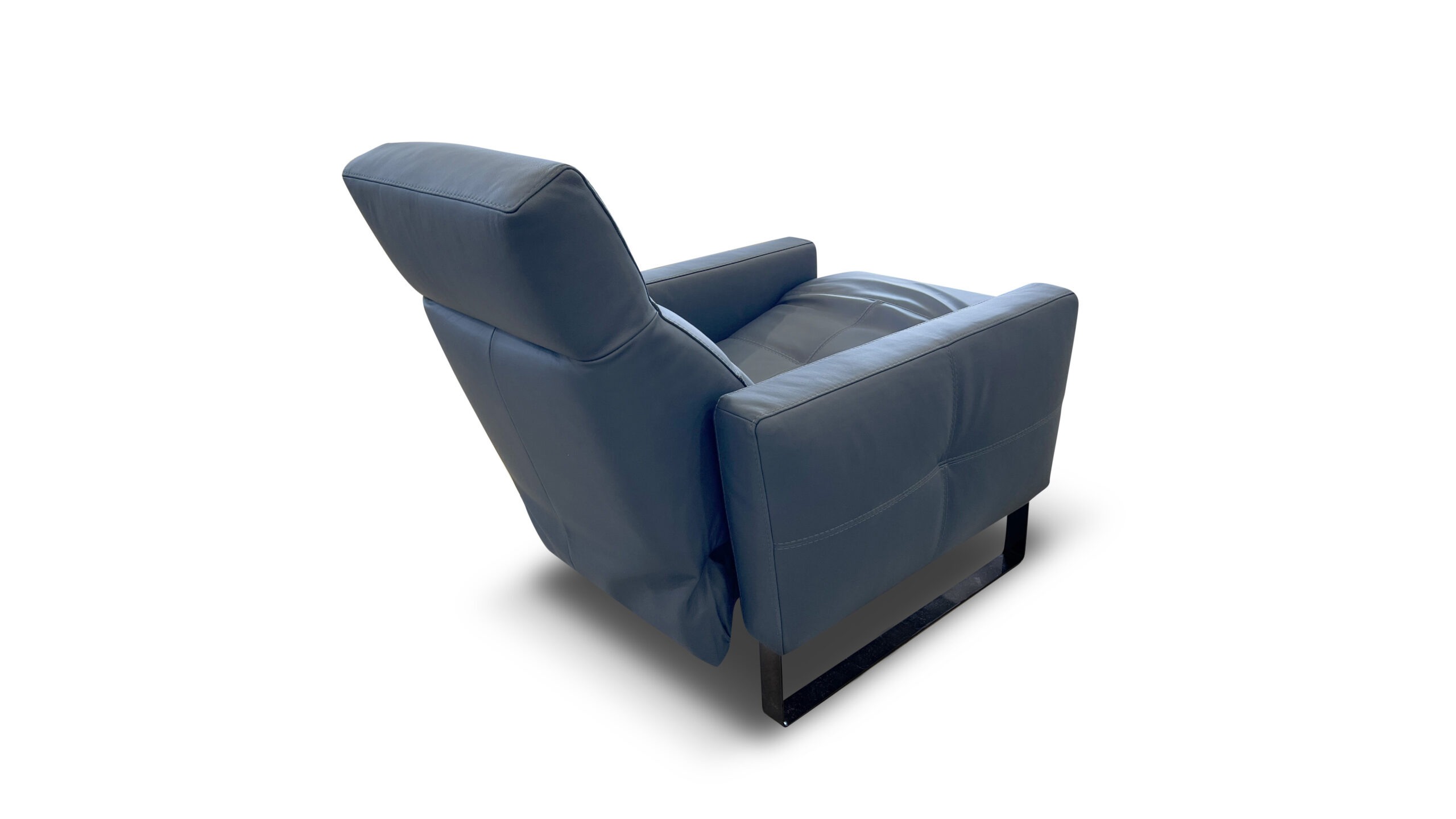 Kiki Pushback Recliner image 8