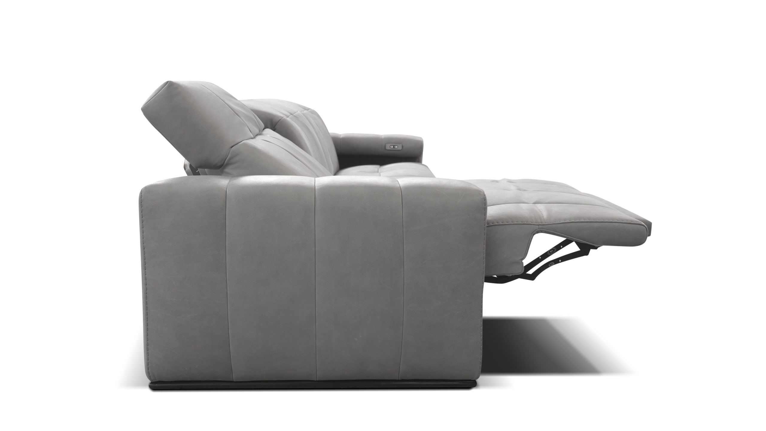 Millenium Reclining Sofa image 5