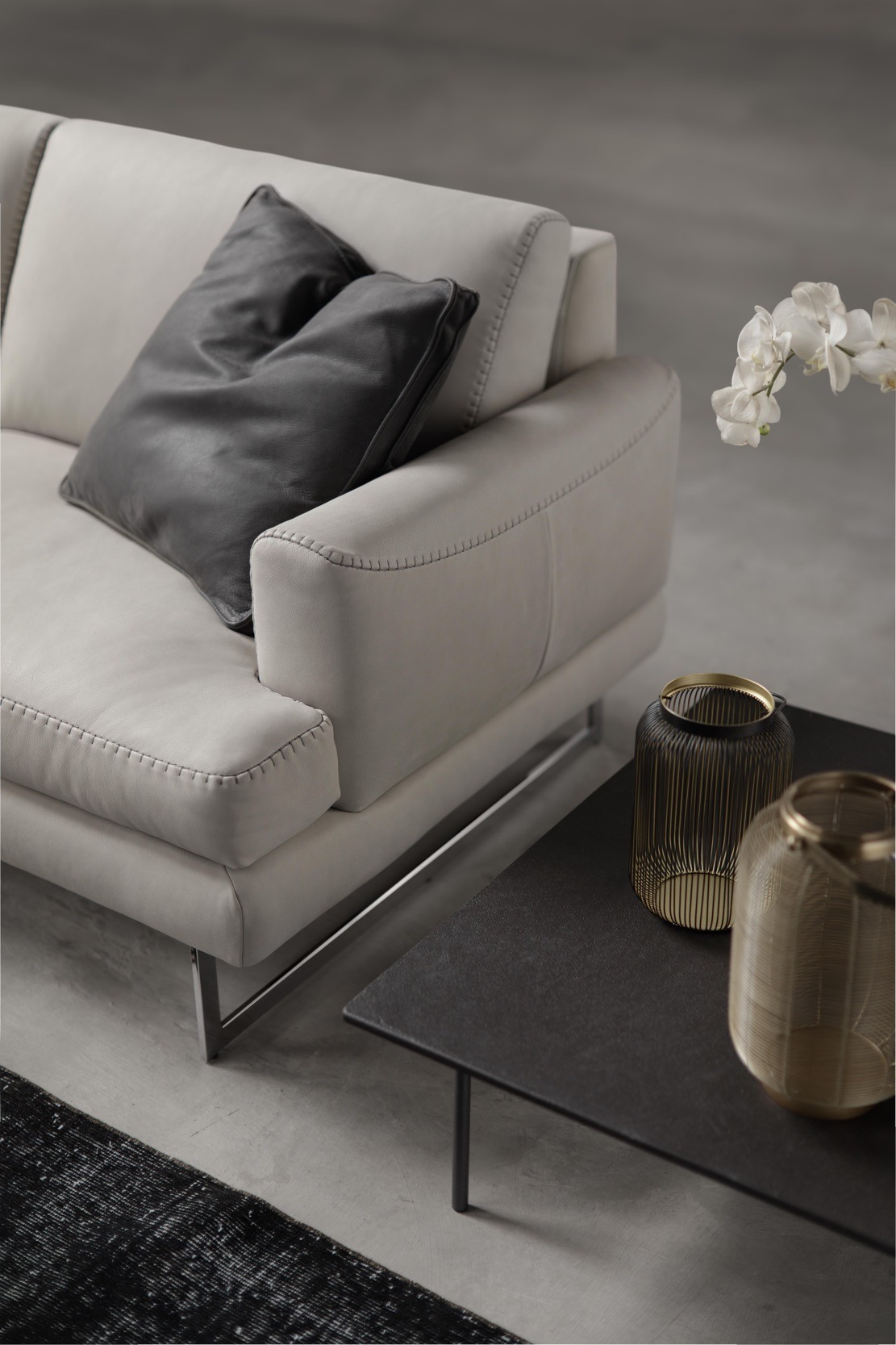Narciso Sectional image 3
