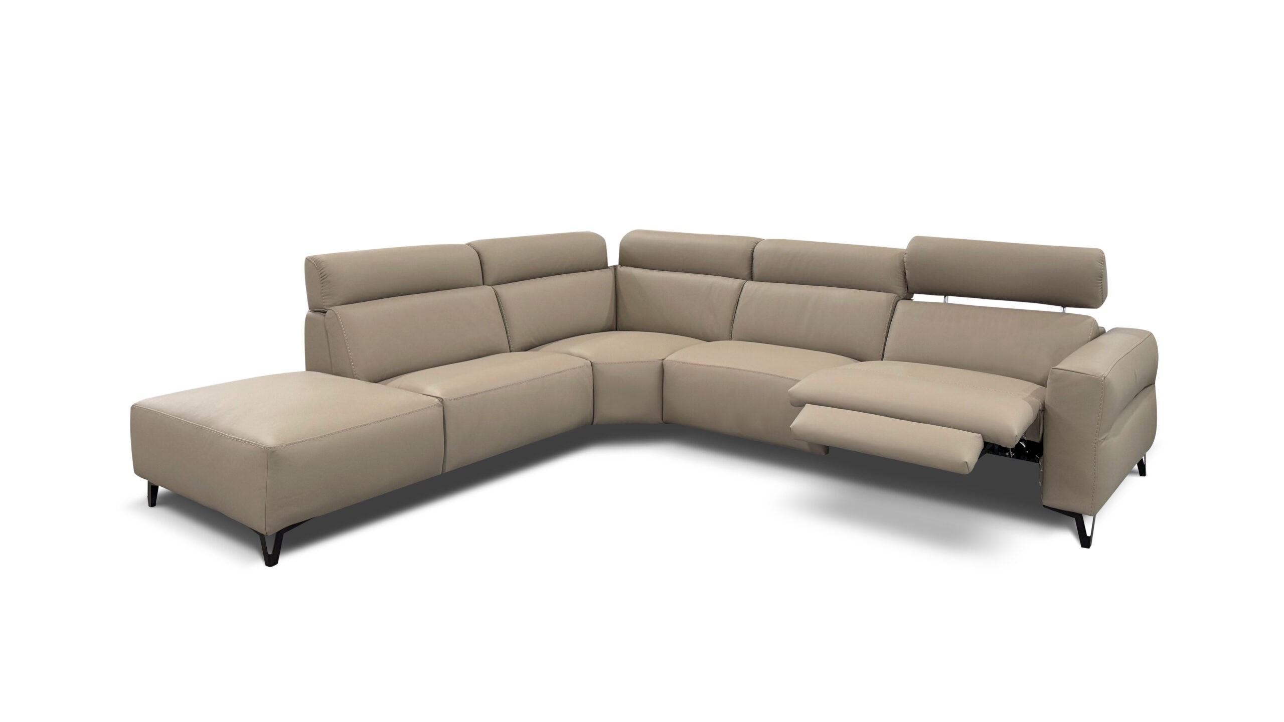 Bracci Regal Sectional image 1