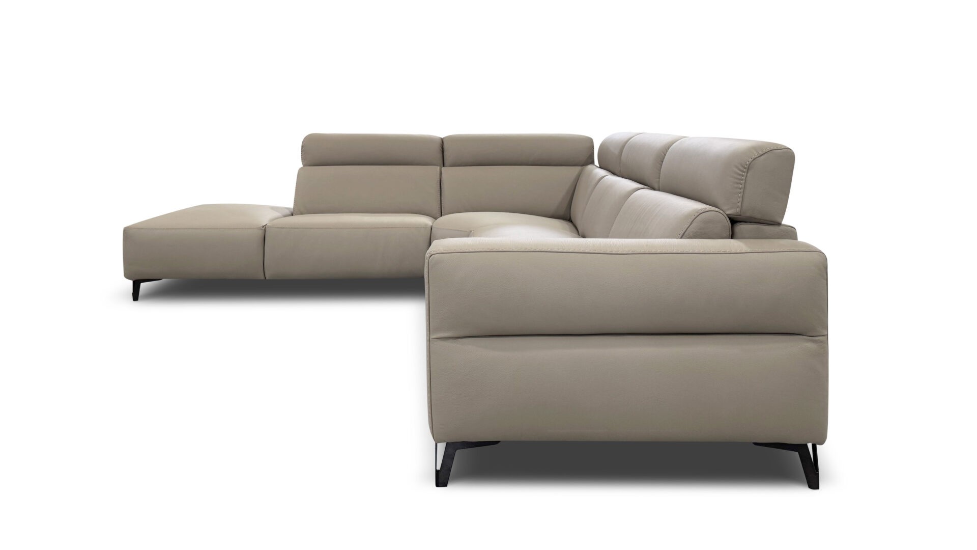 Bracci Regal Sectional image 8