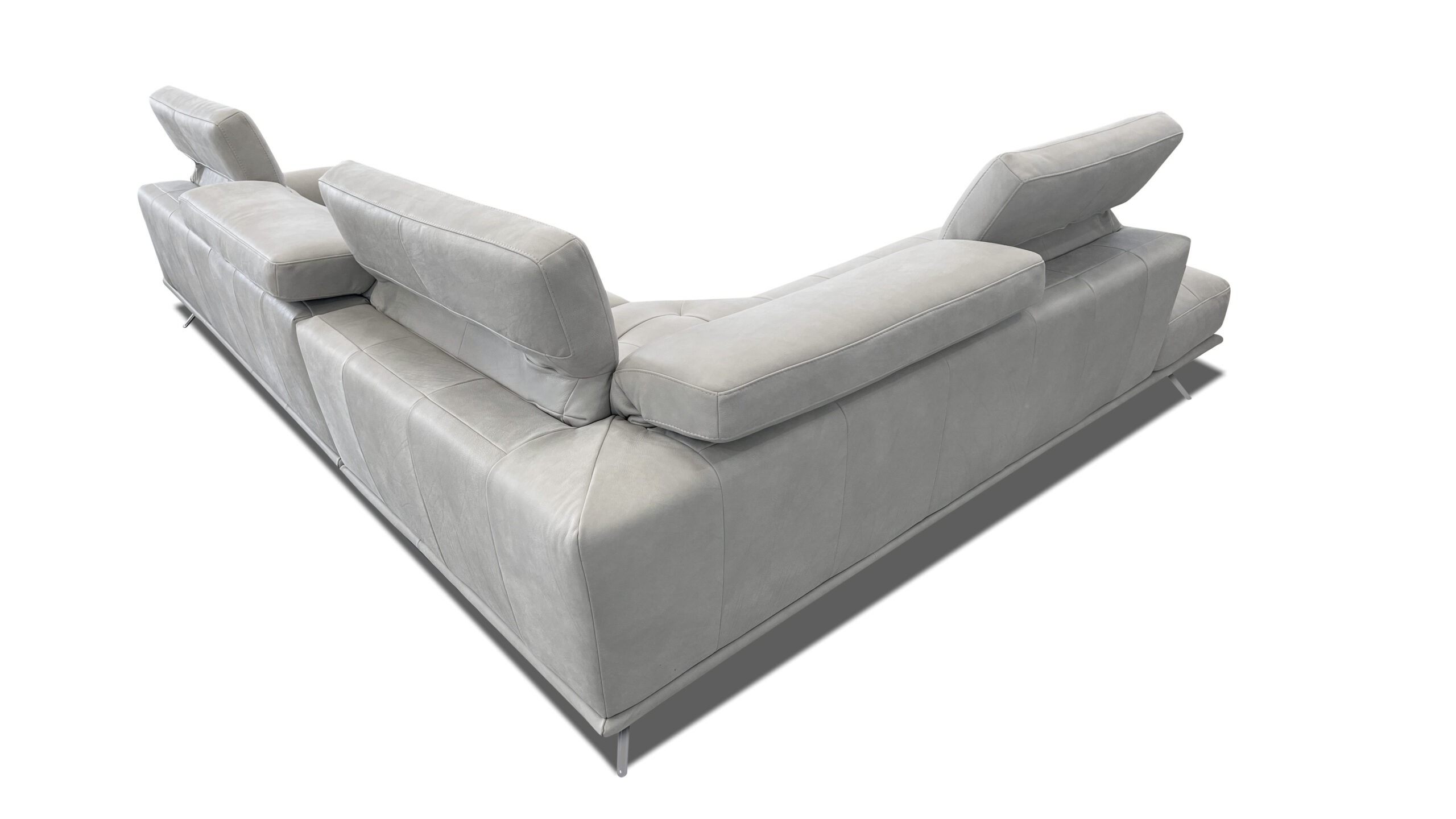 Supreme Sectional image 6