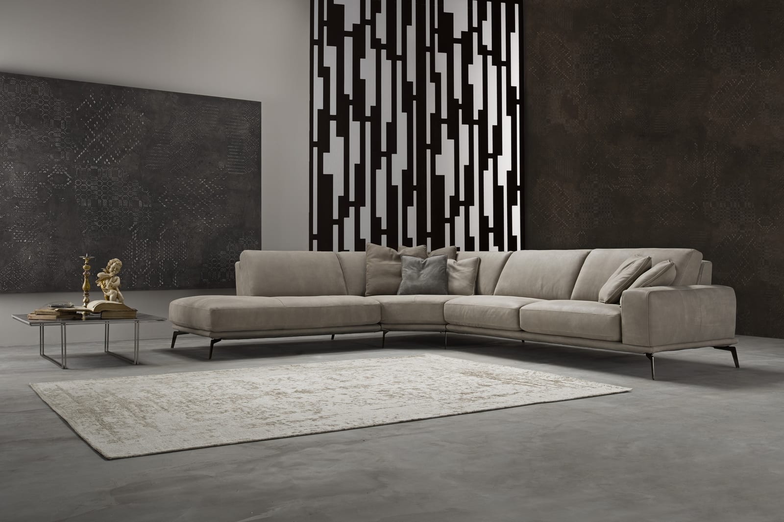 Tivoli Sectional image 2