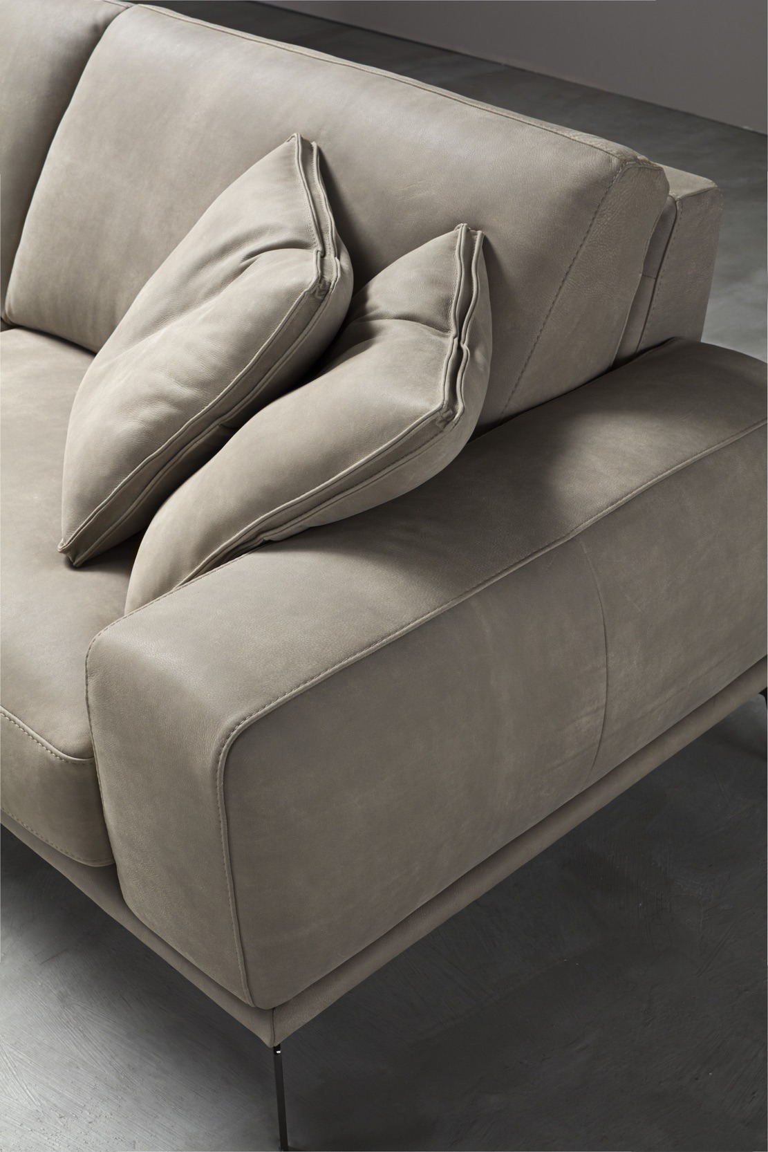 Tivoli Sectional image 5
