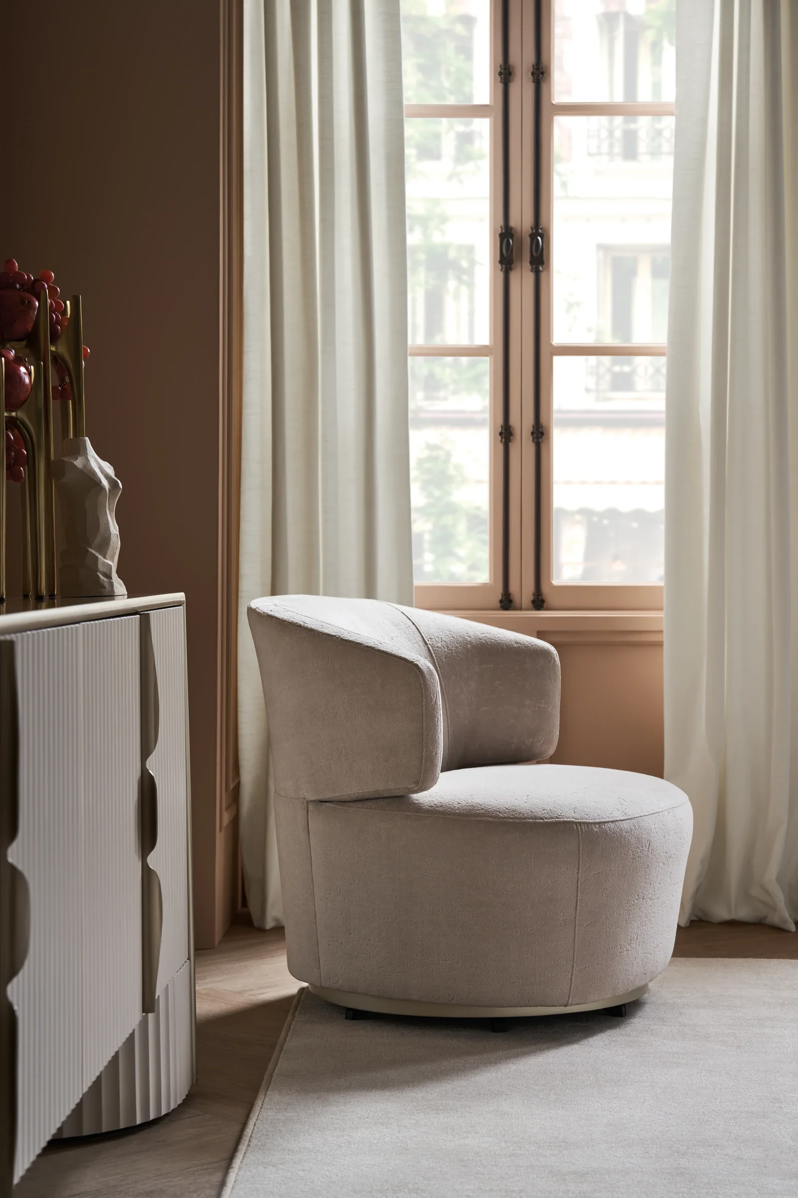 Corinthian — view 4