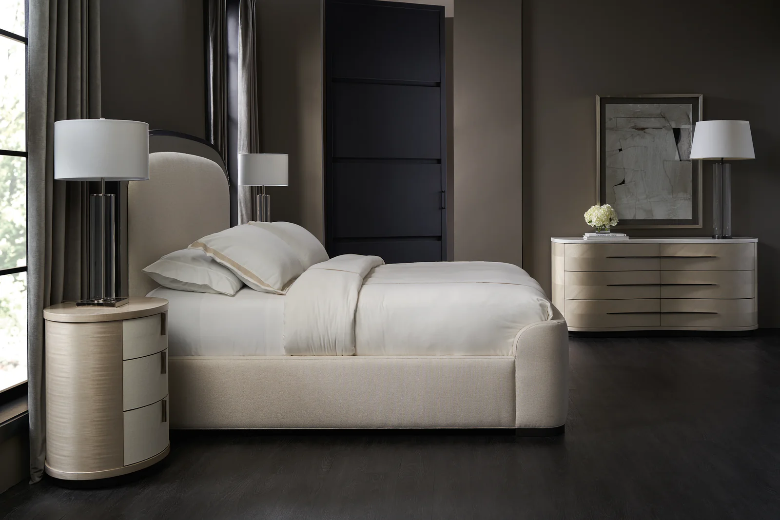 Wanderlust Queen Bed — view 2