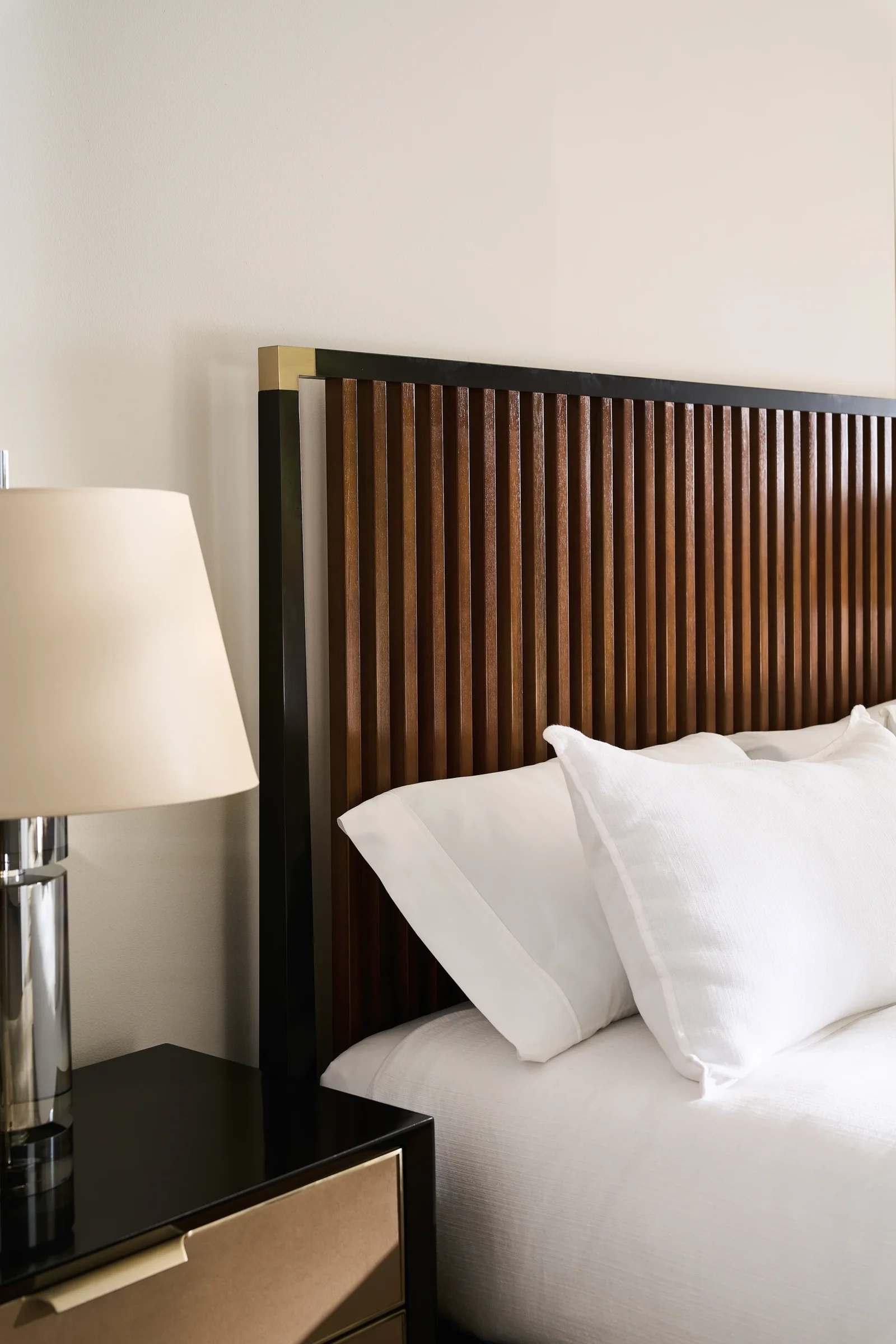 Pinstripe Slatted Bed Dark - Kg — view 3