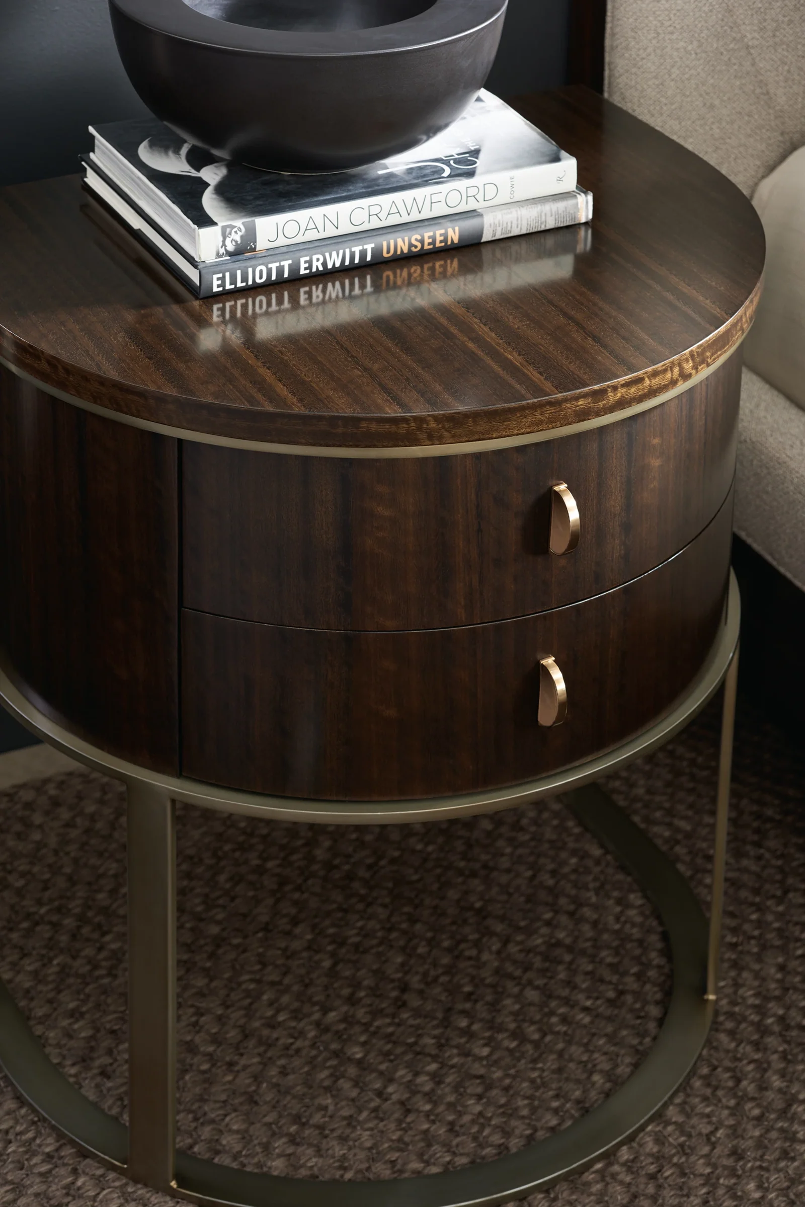 Moderne Nightstand — view 2