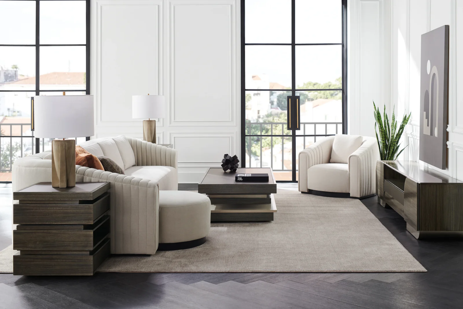 La Moda End Table — view 2