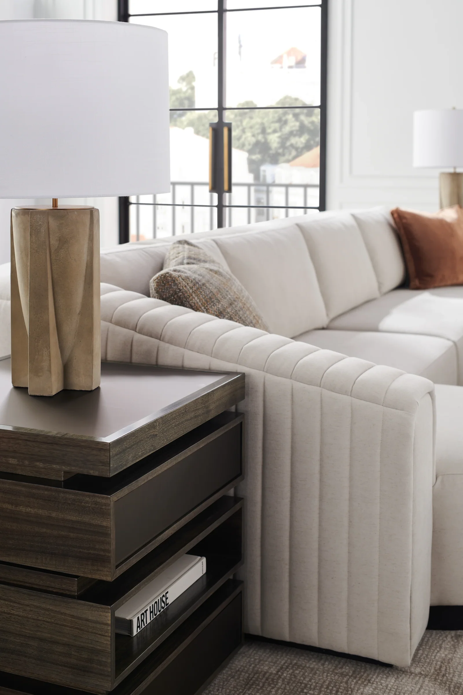 La Moda End Table — view 3