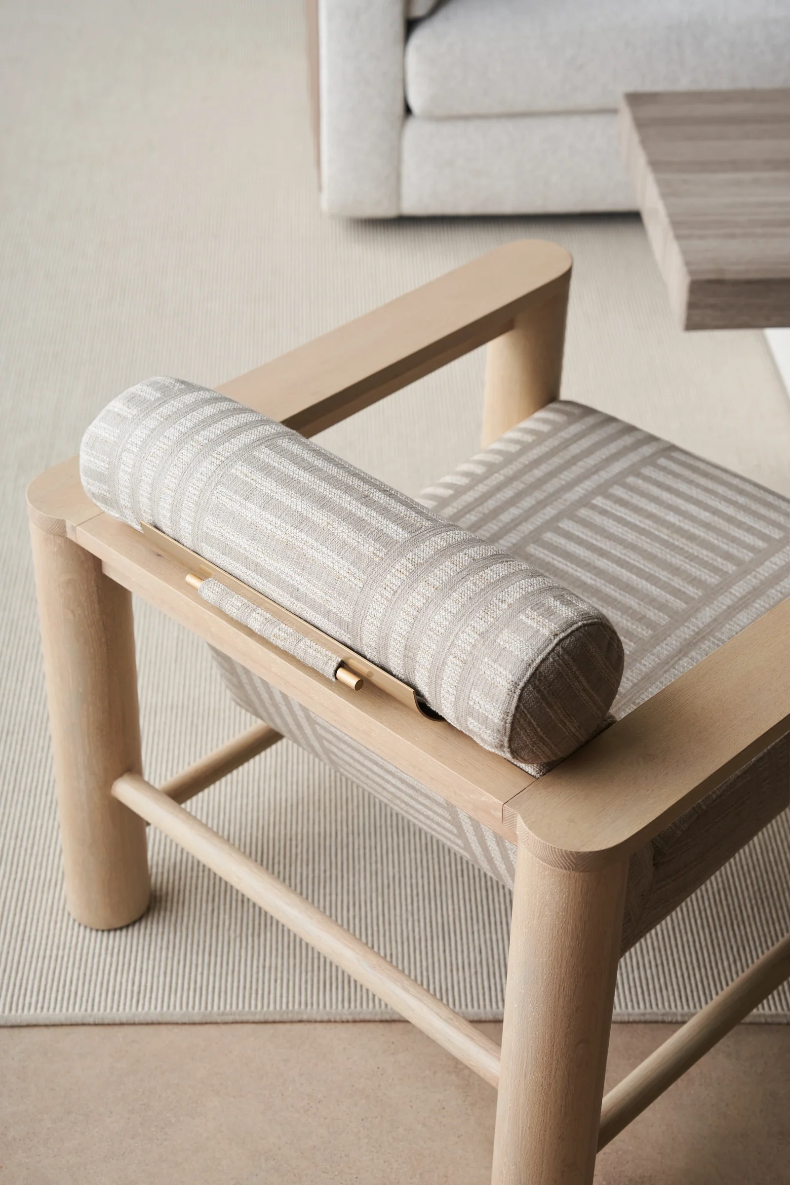 Unity Chair — view 3