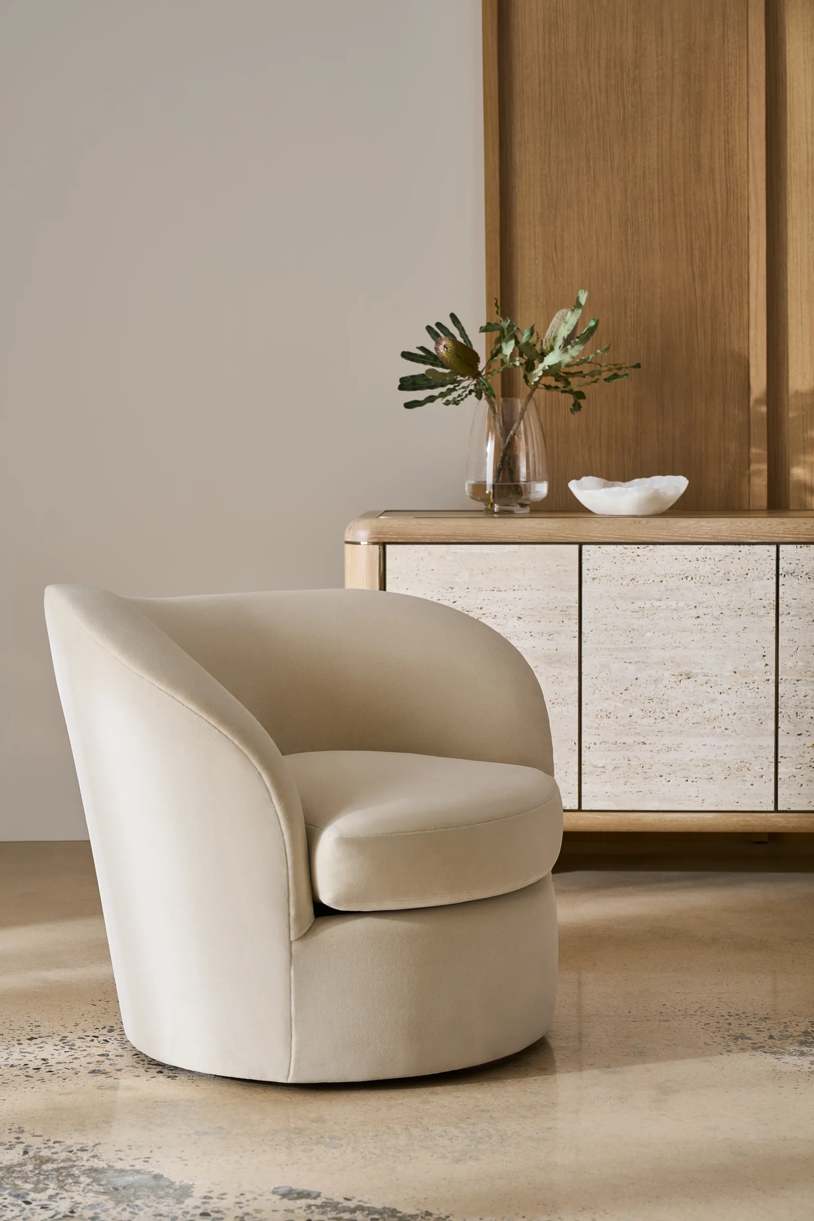 Quasi Raf Swivel Chair — view 2