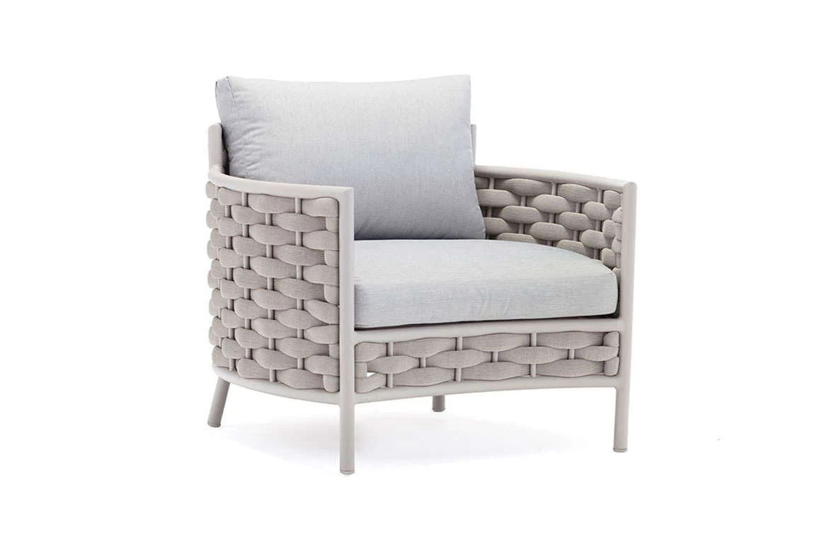 LOOP armchair