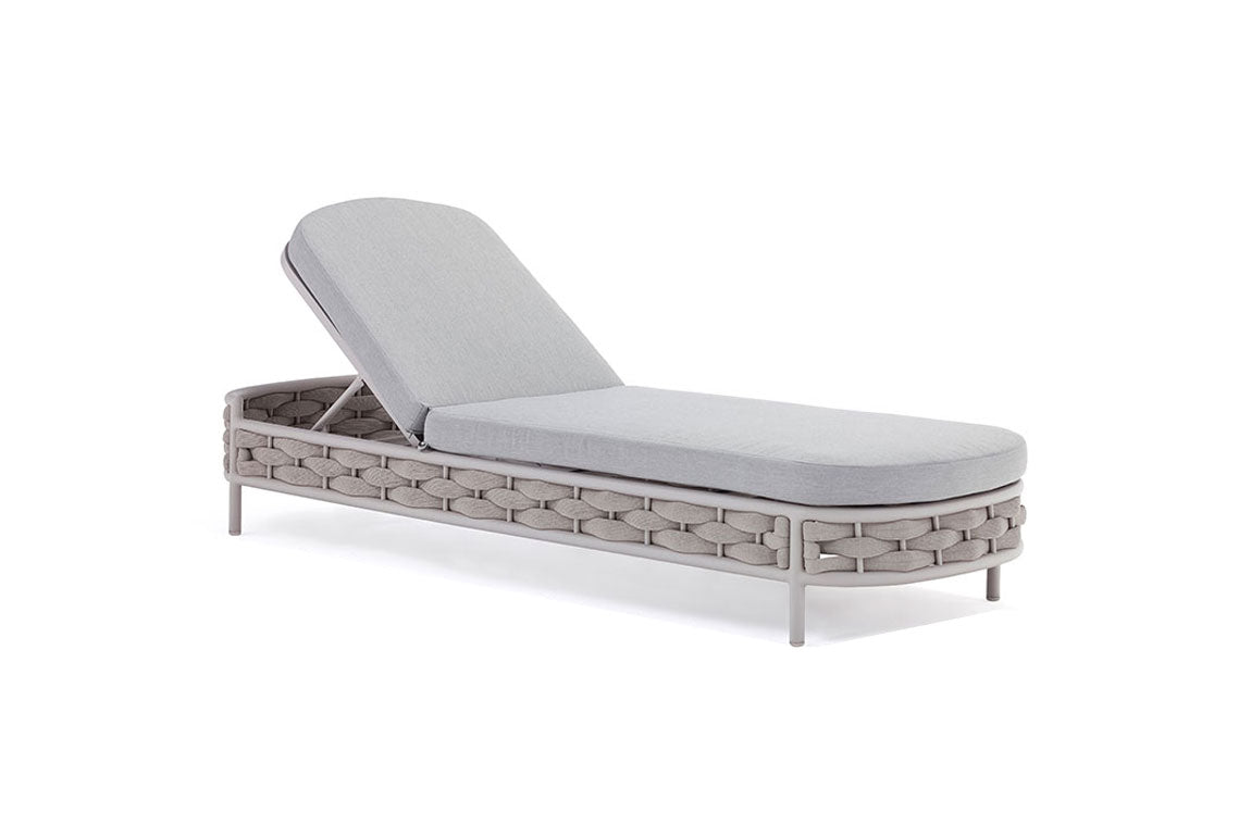 Couture Jardin LOOP chaise lounge official product photo