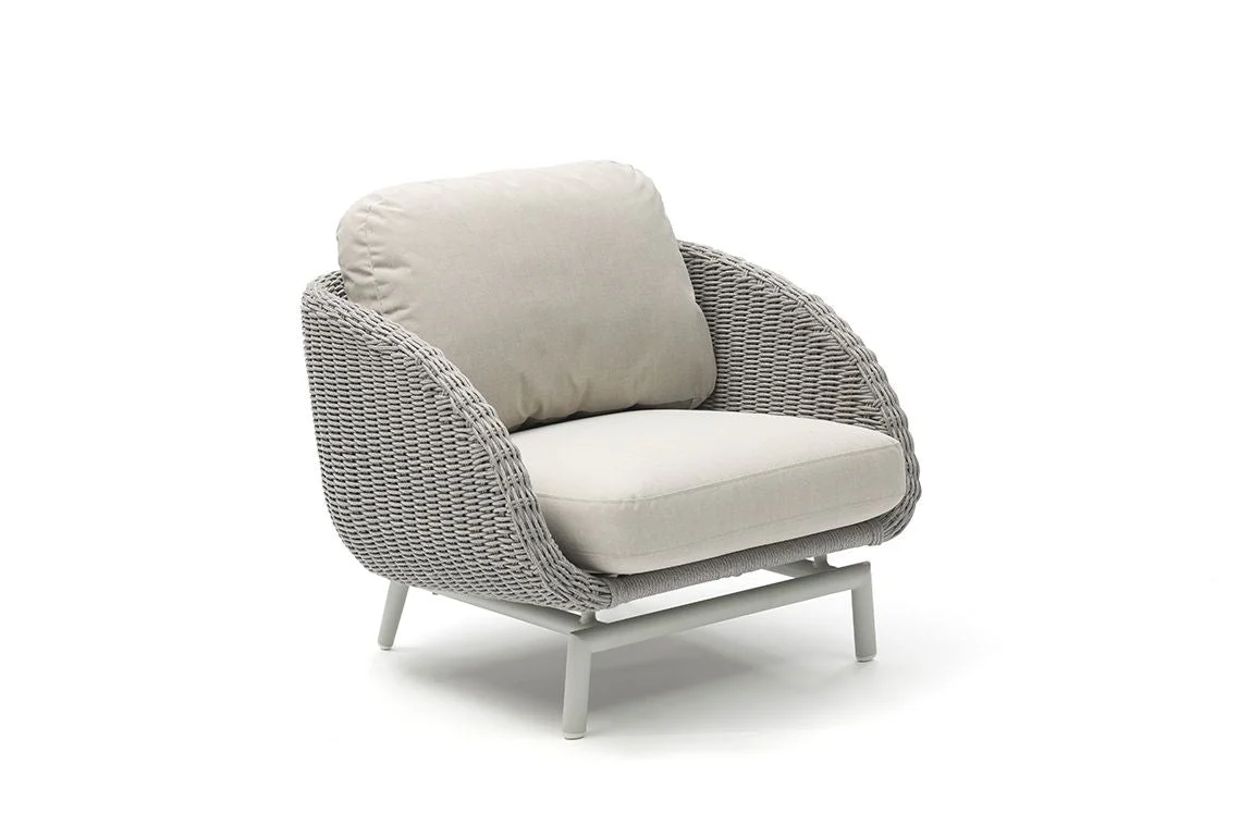 SCOOP armchair