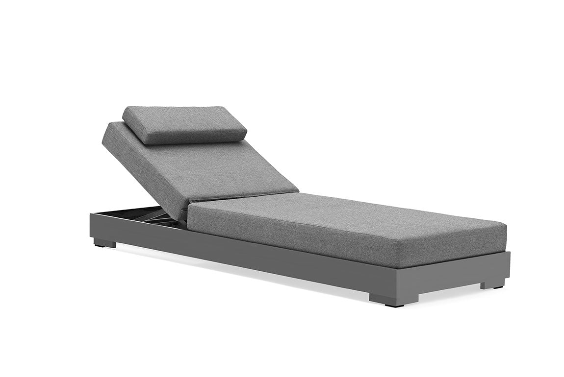 Couture Jardin SKY chaise lounge — Oak official product photo