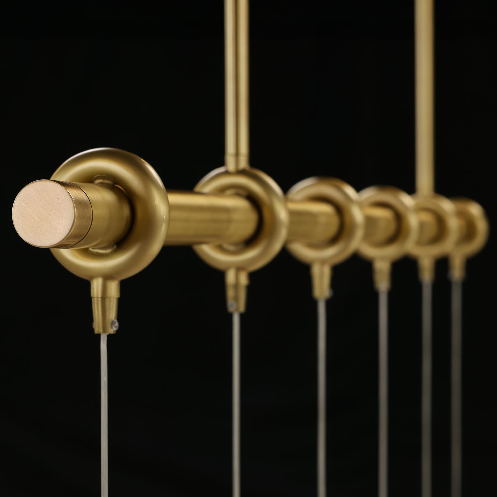 John Richard Mirelle Six-Light Horizontal Chandelier official image 6