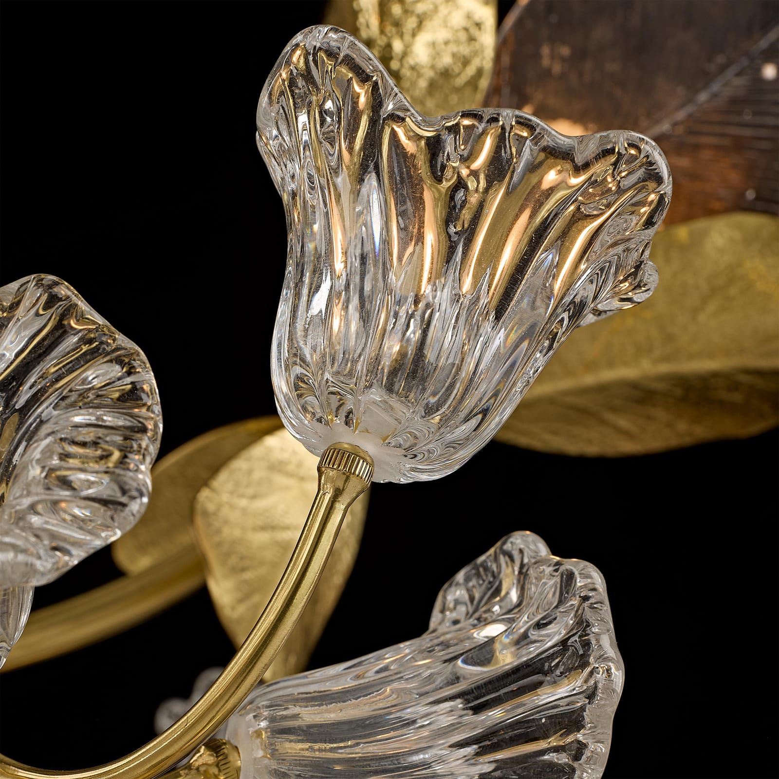 John Richard Dryad Twelve-Light Chandelier official image 6