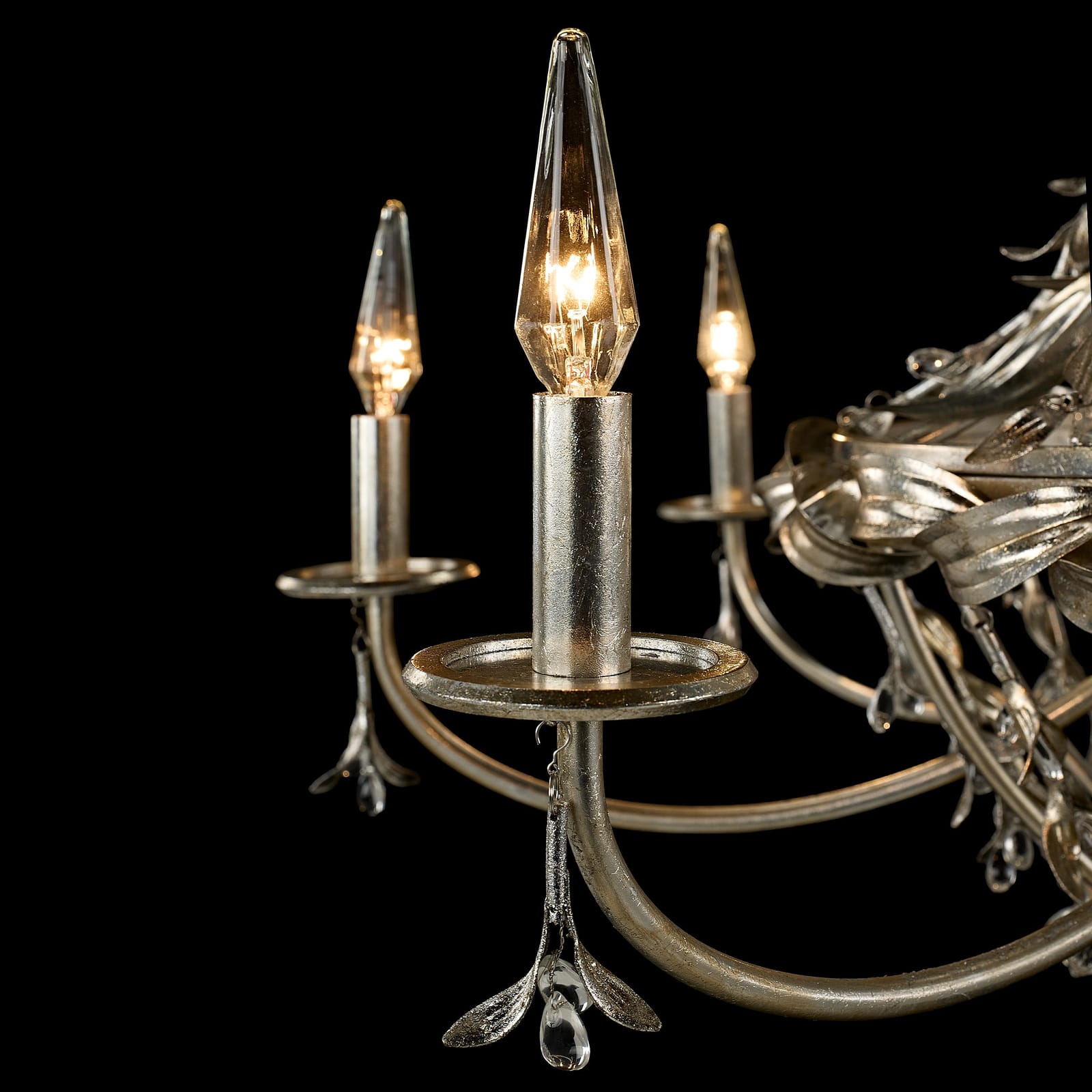 John Richard Highgrove Eight-Light Chandelier official image 3