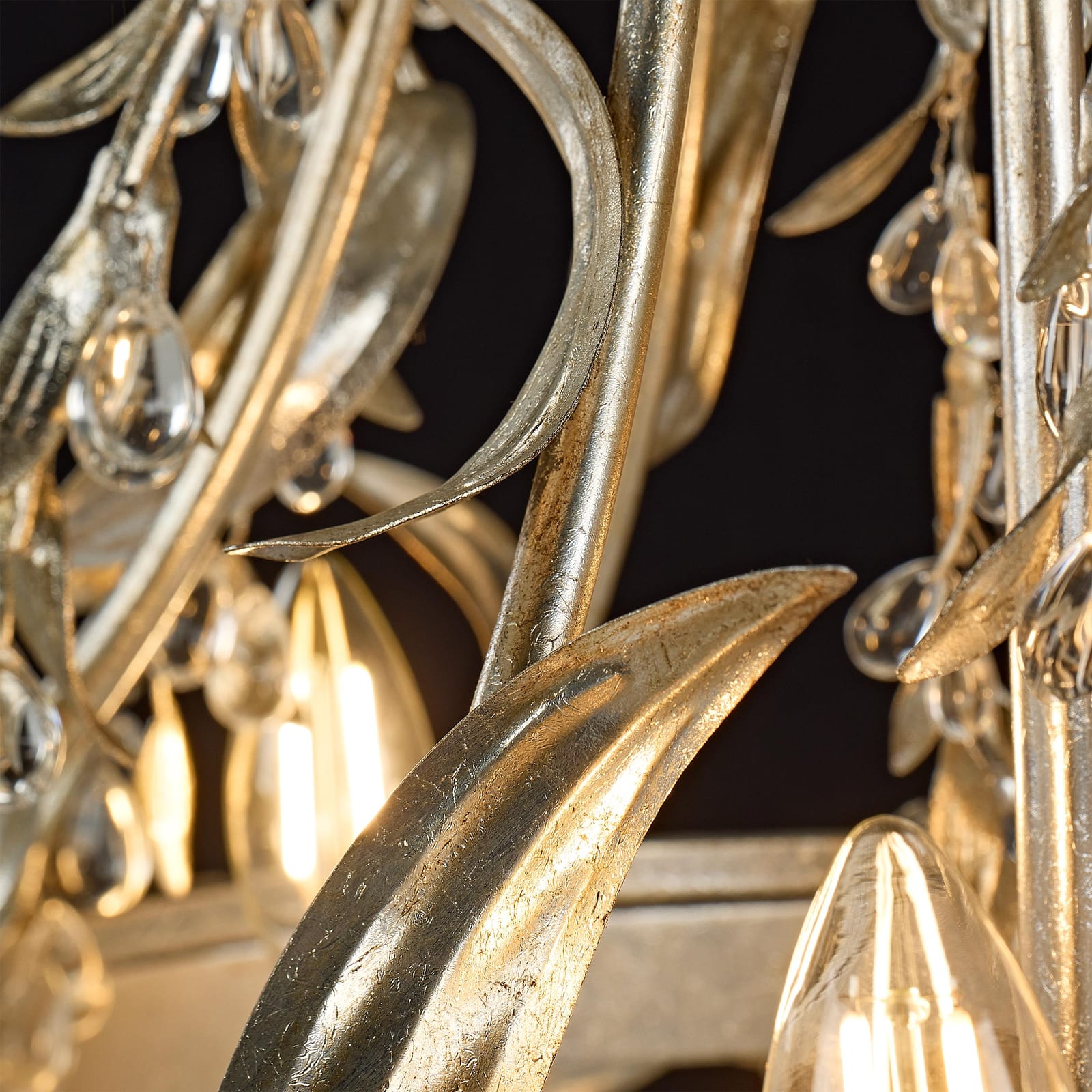 John Richard Highgrove Three-Light Chandelier official image 5